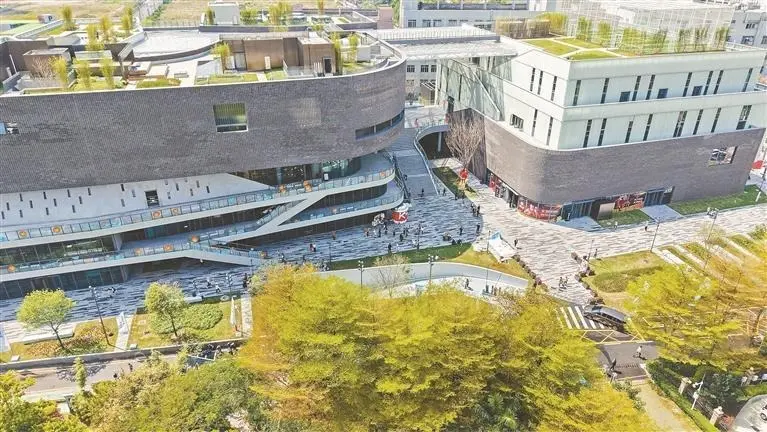 Blueway Sports and Cultural Center Swimming Pool Project: Shenzhen Yutang Sports and Cultural Center